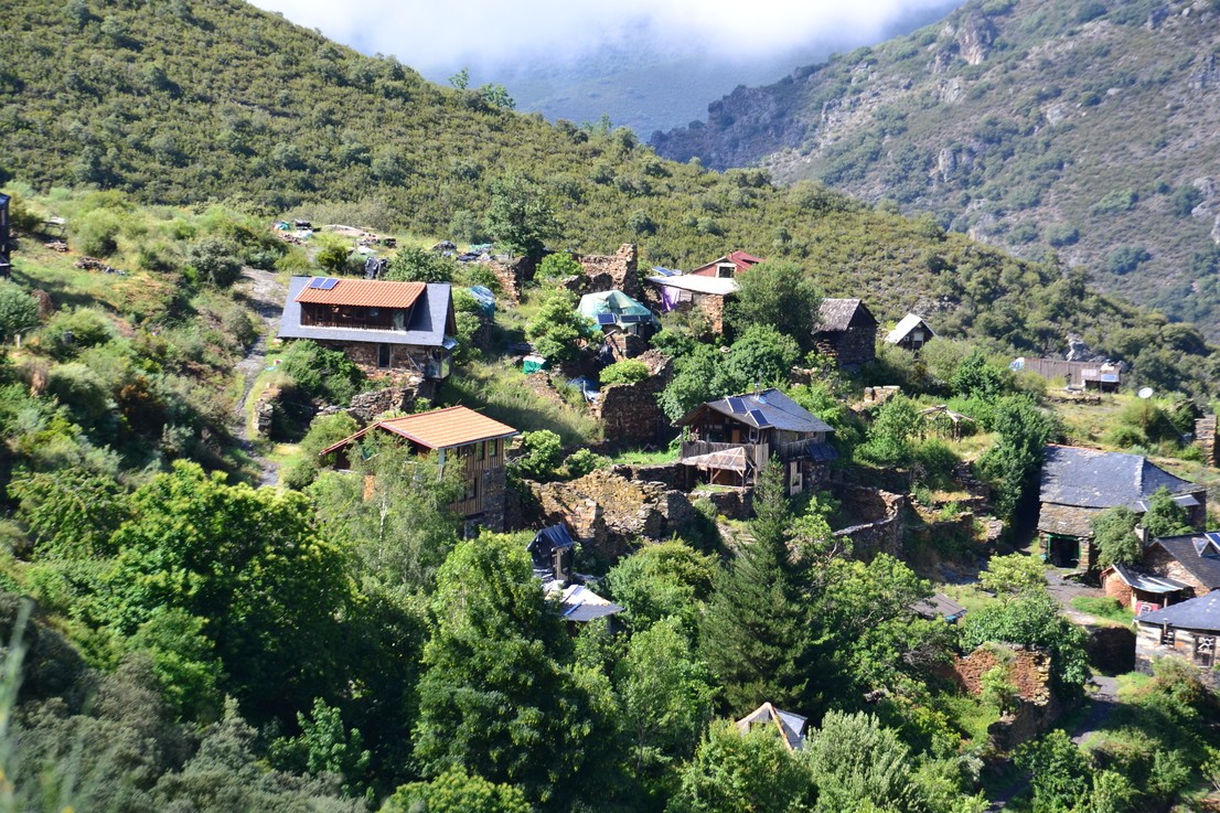 Hiking the Hippie Villages of León