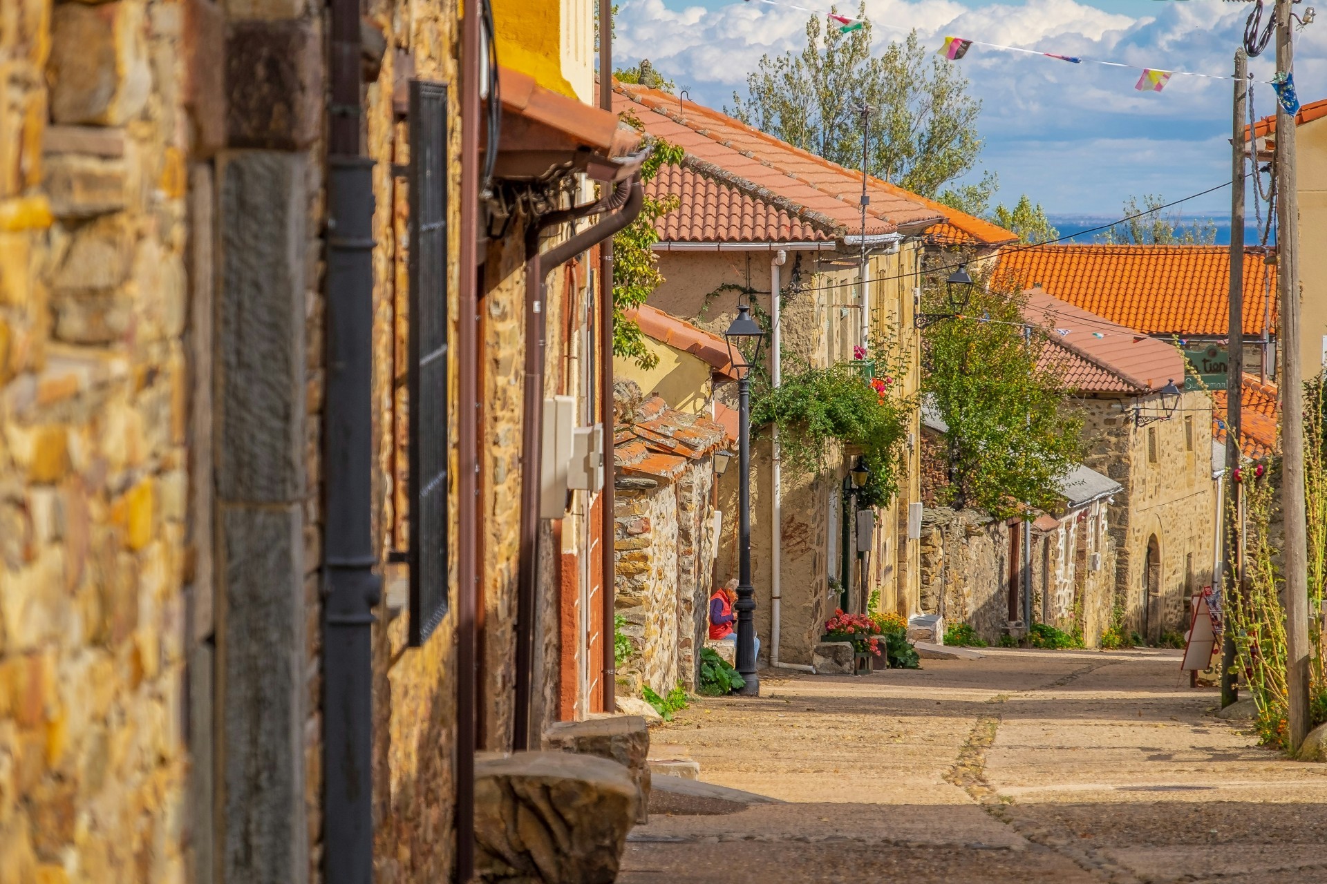 Smartphones and Booking Ahead on The Camino